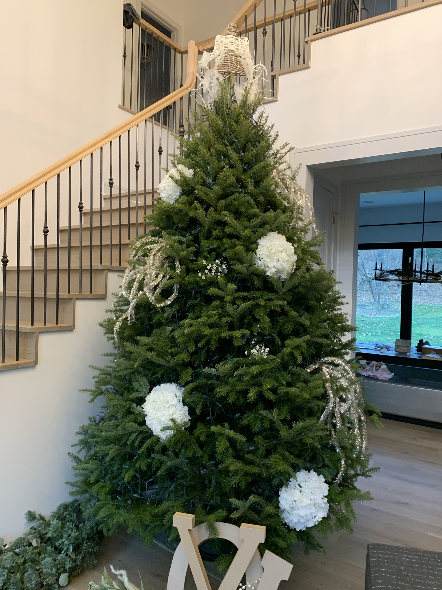 Designer tips for Christmas tree decorating 